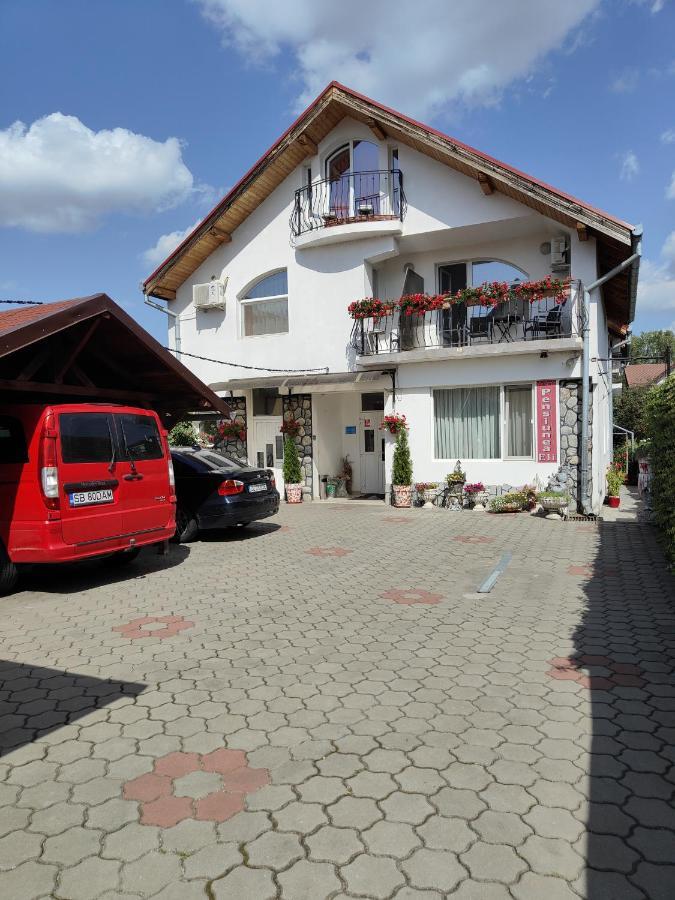 Pensiunea Eli Sibiu Buitenkant foto